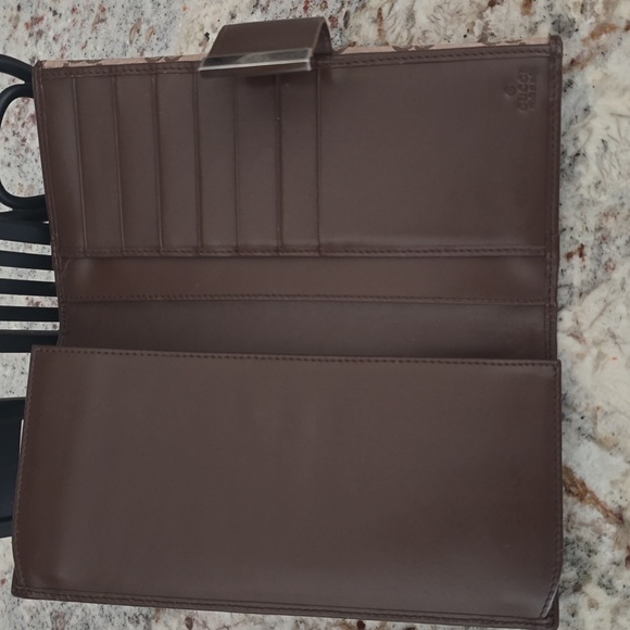 GUCCI wallet - Picture 6 of 15